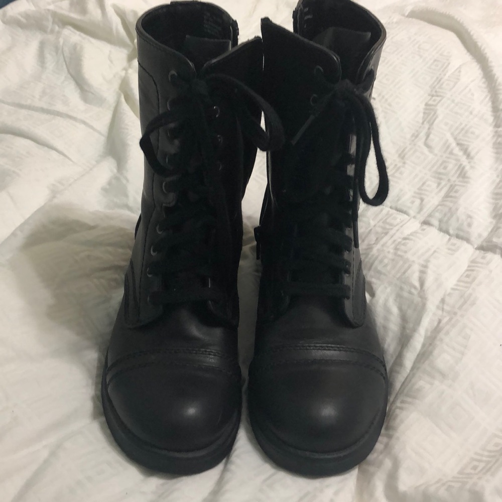 Arizona Jeans black combat boots